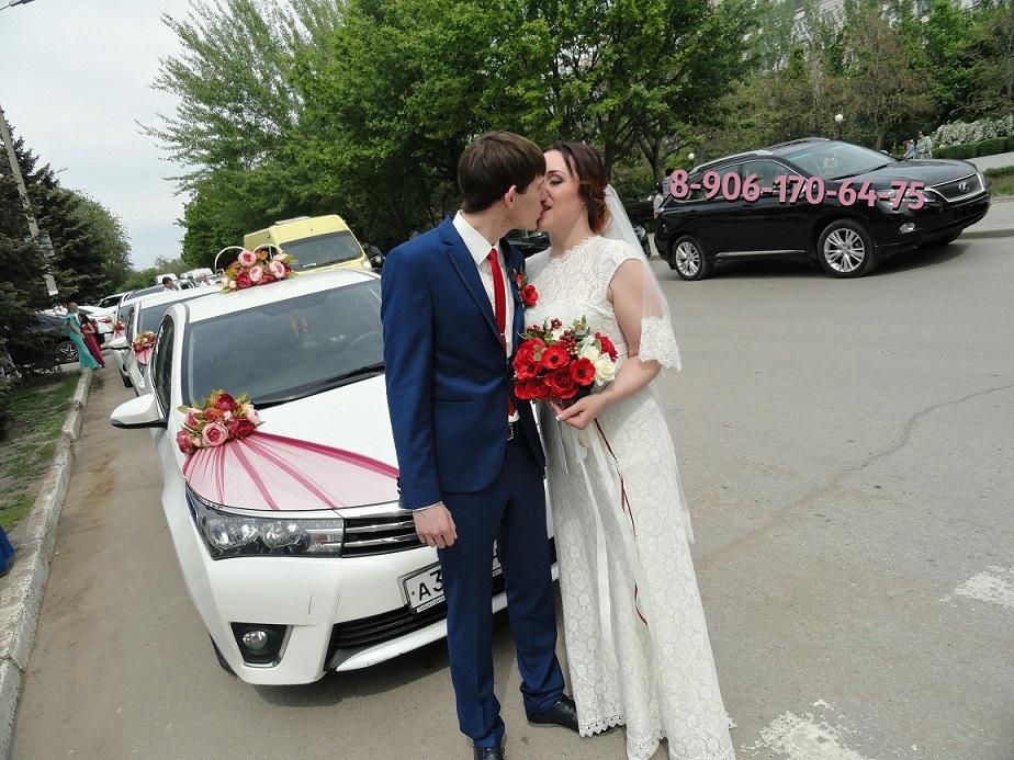 Наши счастливые молодожены! Стильный свадебный кортеж и яркие украшения на свадебные авто в Волгограде!