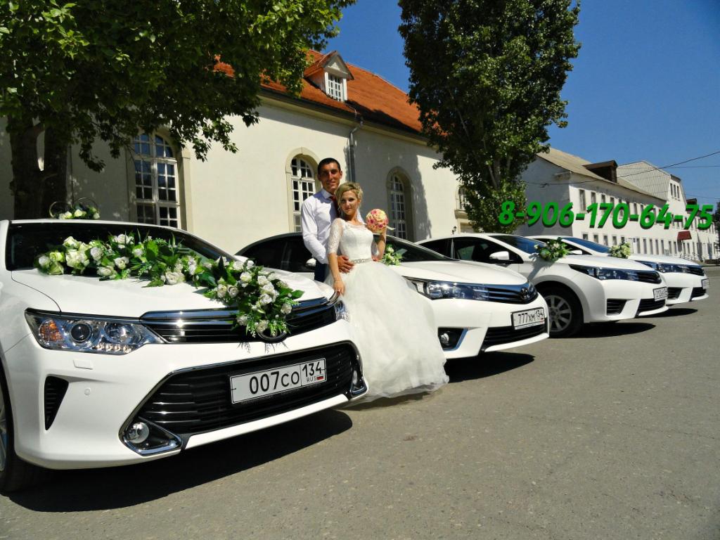 Огромный выбор украшений на свадебные автомобили, декор выполнен исключительно из качественных материалов!
