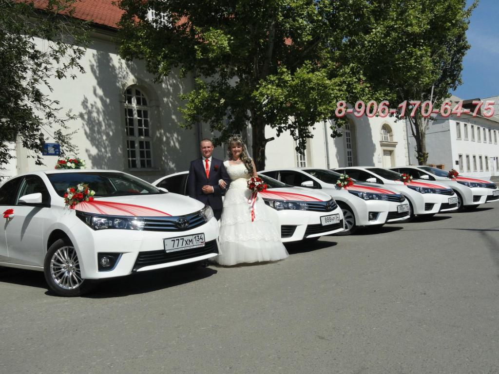 Эффектный свадебный кортеж  для Вас! Машины и украшения на свадебные авто у нас!