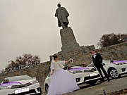 Стильной свадьбе - ДА!Машины и украшения на свадебные авто в Волгограде